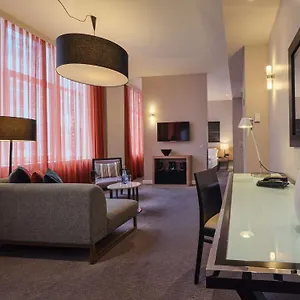 Adina Checkpoint Charlie Apartahotel Berlín